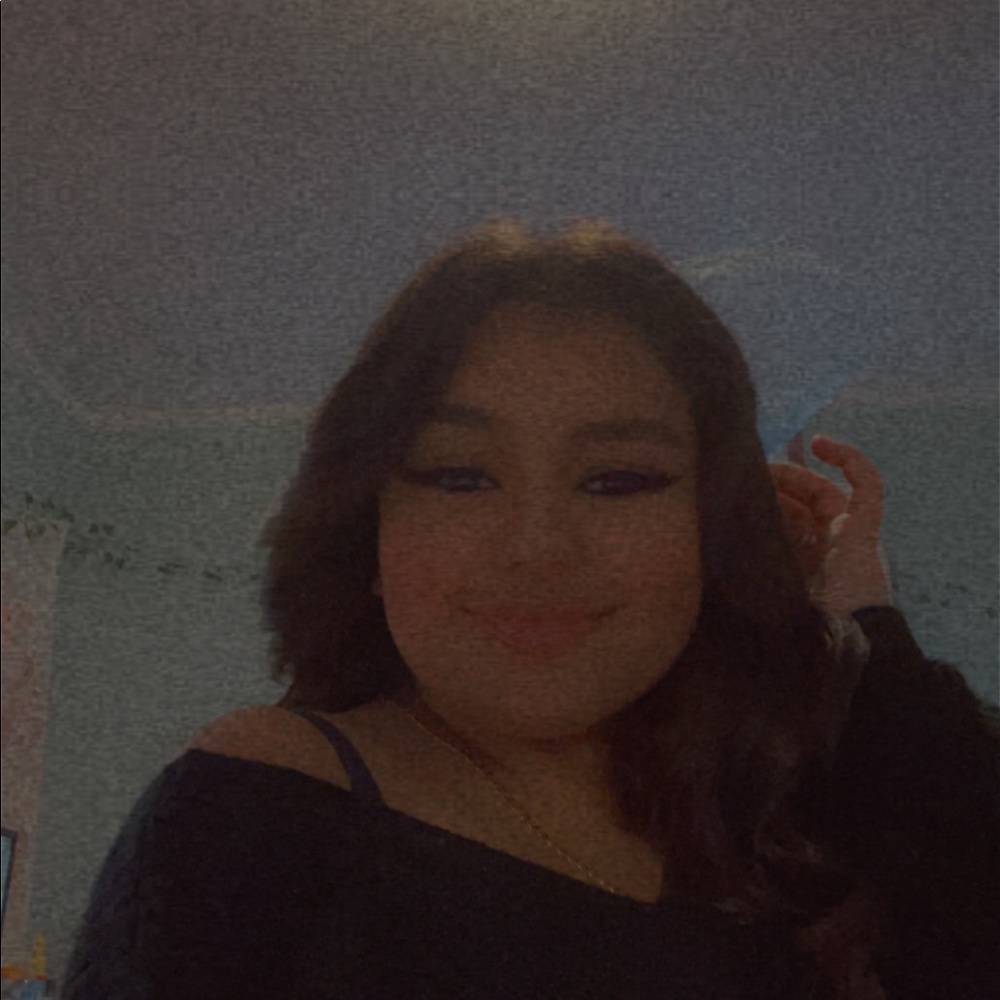 Meet your Posher, Gabriela